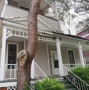 Meet your Posher, La